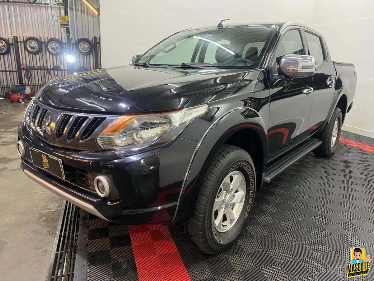 Modelo L200 TRITON SPORT HPE 2.4 CD 